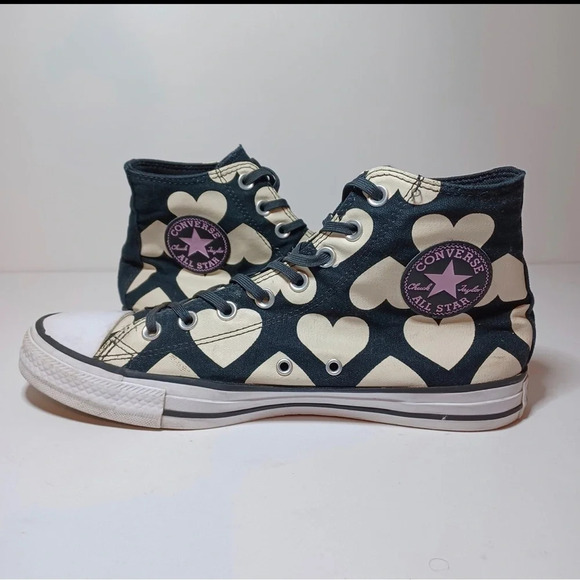 Converse Twisted Hearts Chucks Sz Women 11 Black/White 567143F (226 Box 26) - Picture 3 of 9